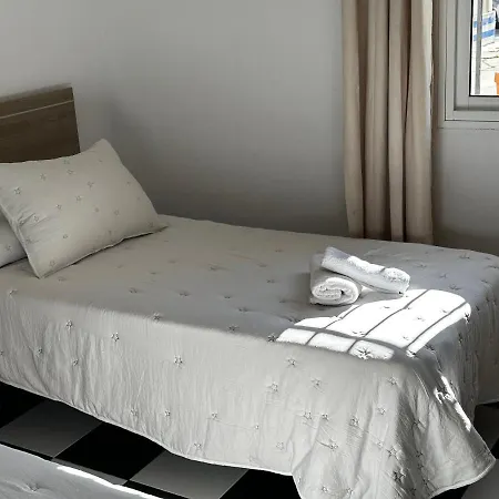 Apartamento Cerca Del Centro, Cerca De La Feria, Cerca De La Playa *